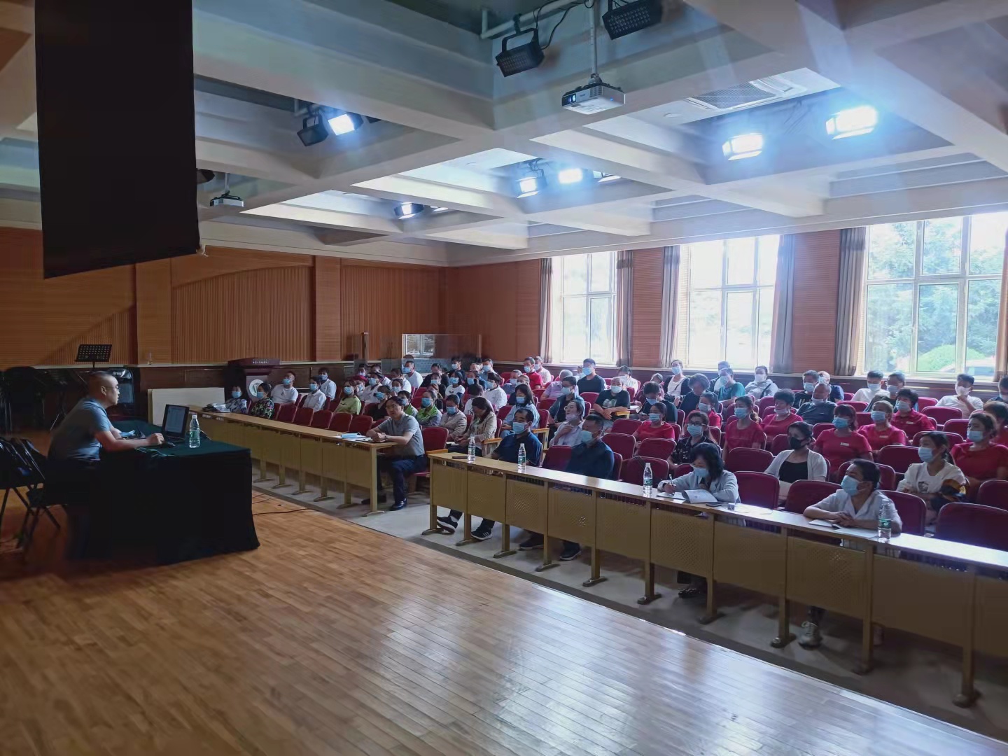 微信图片_20211020181223.jpg